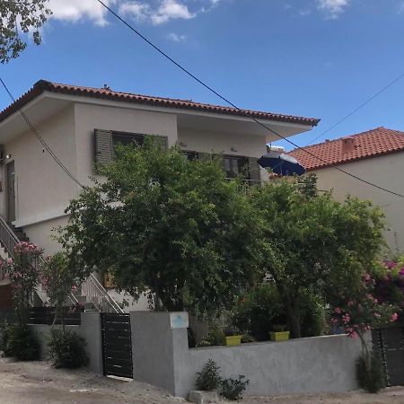 Cosy Apartment In Stoupa Exterior photo